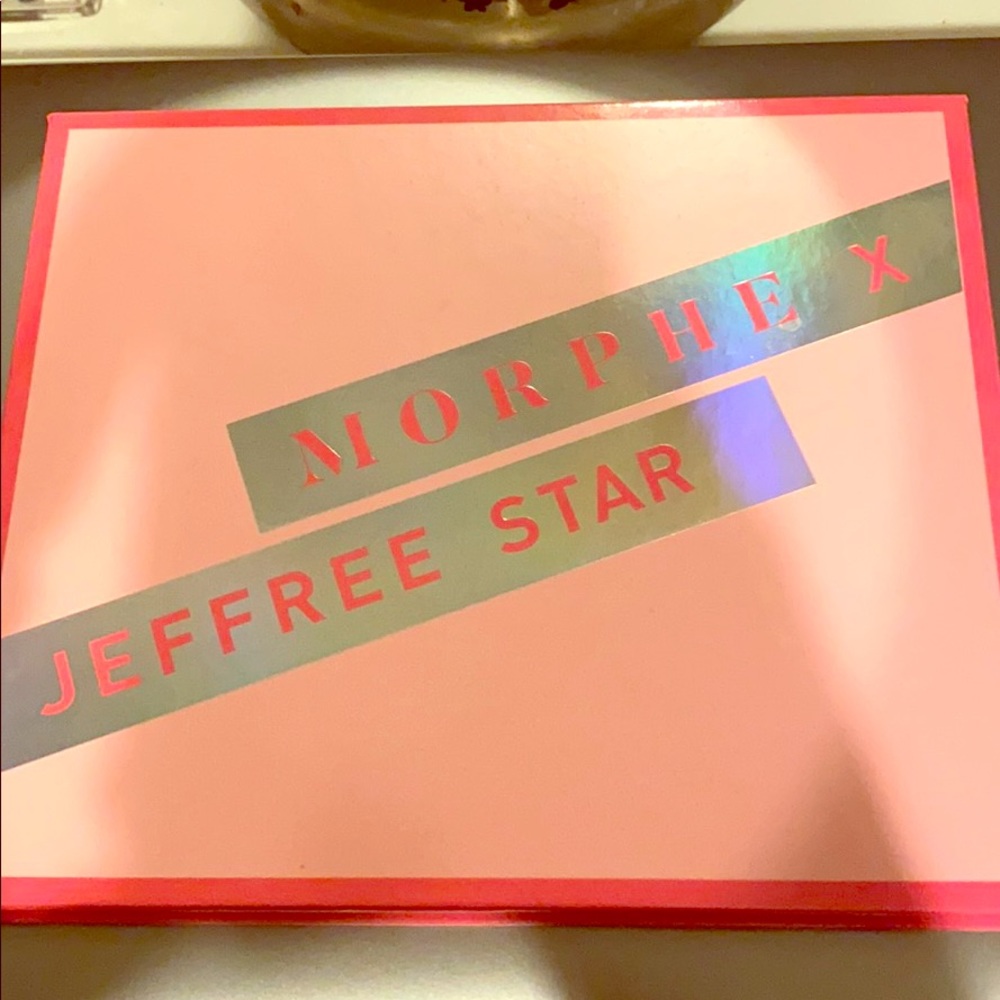 Morphe x Jeffrey Star pallet.
